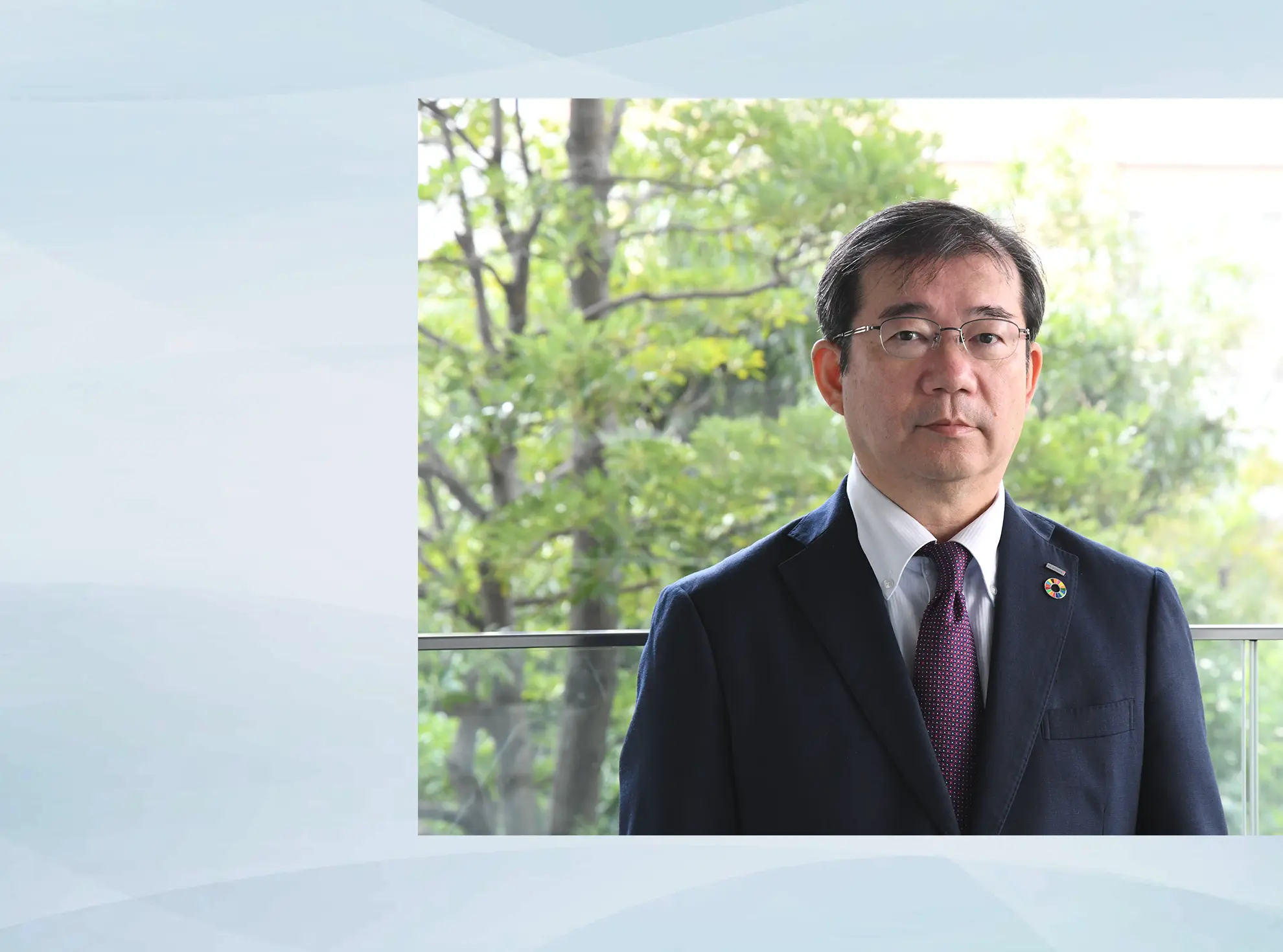 代表取締役社長 甲斐 政浩